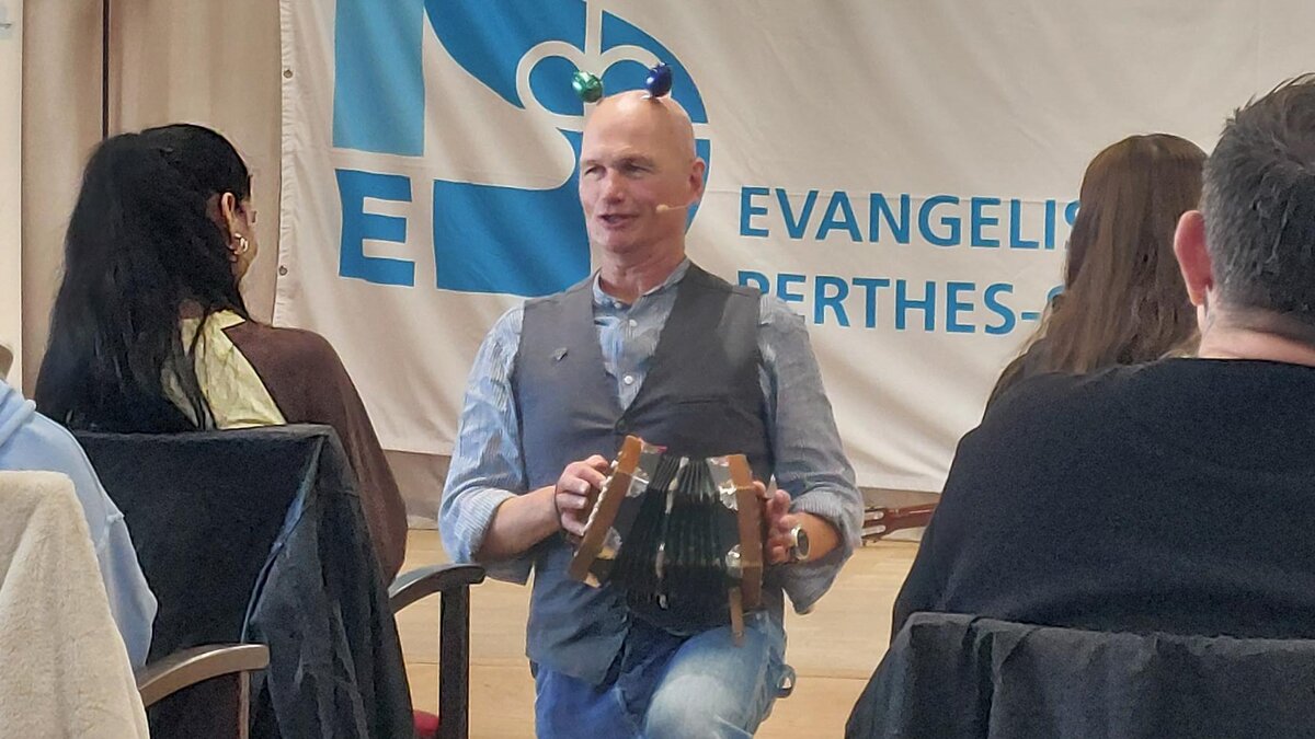 Klaus Renzel beim Einführungstag der neuen Azubis 2025